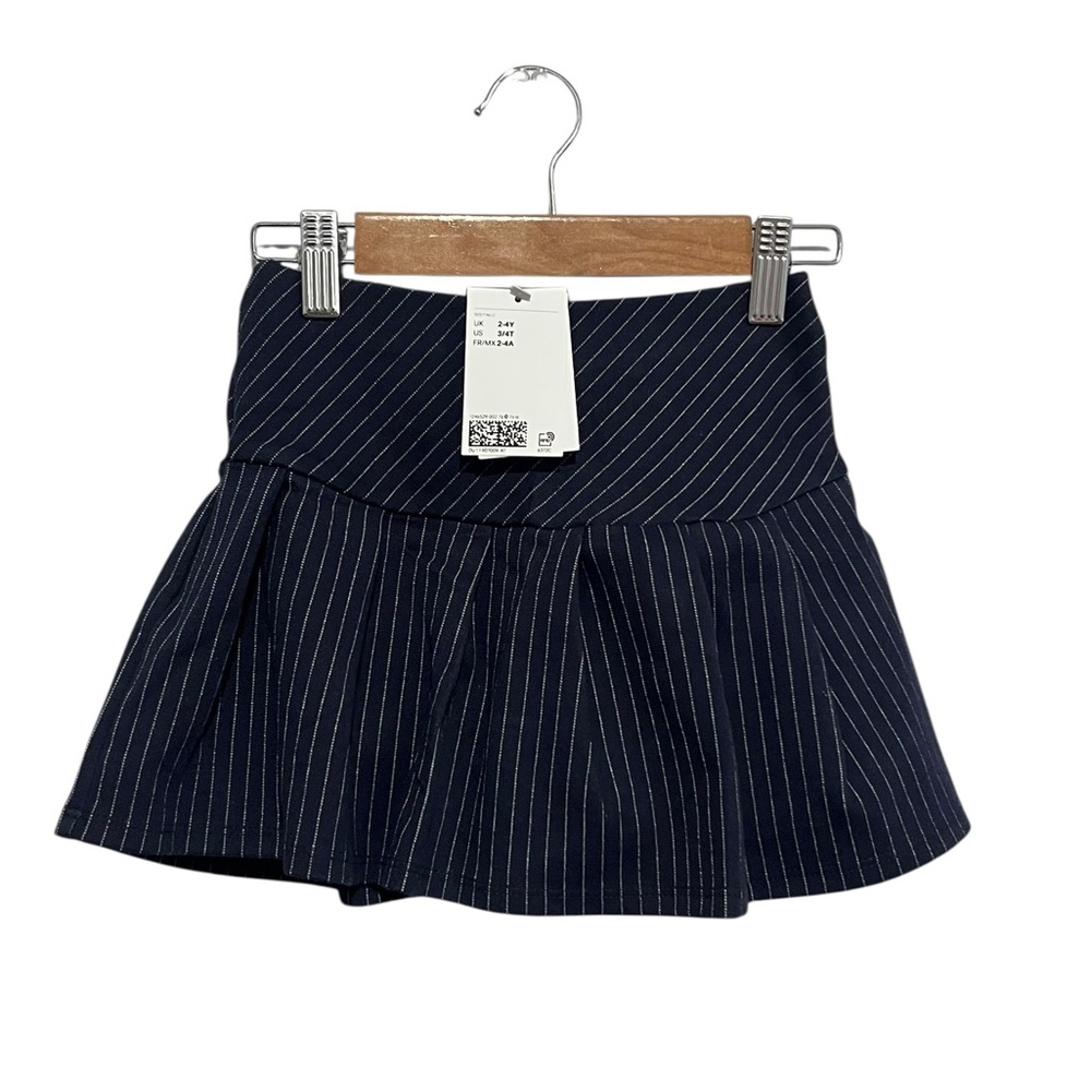 H&M Navy Blue Pinstripe Pleated Mini Skirt Girls 3T Pull On Elastic Waist